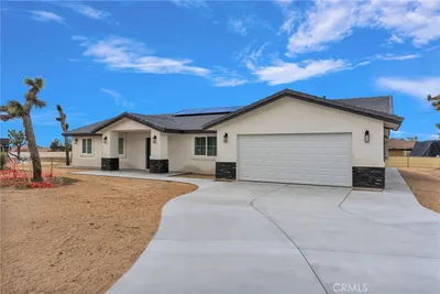 20190 Osseo Road photo 2