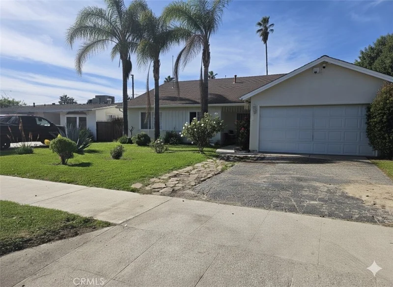 6435 Aldea Avenue photo 2