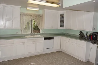 9341 Rollins photo 2