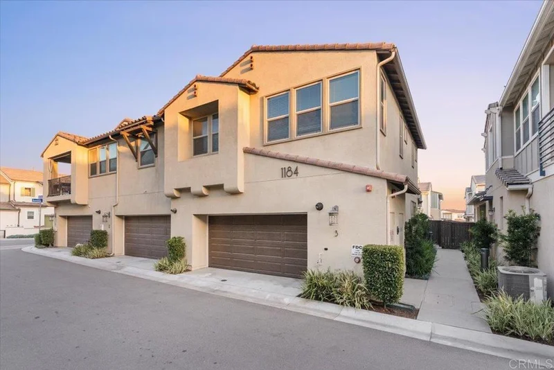 1184 Calle Oroblanco 3, Chula Vista, CA 91913