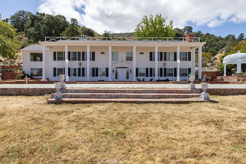34860 Lancaster Road photo 2