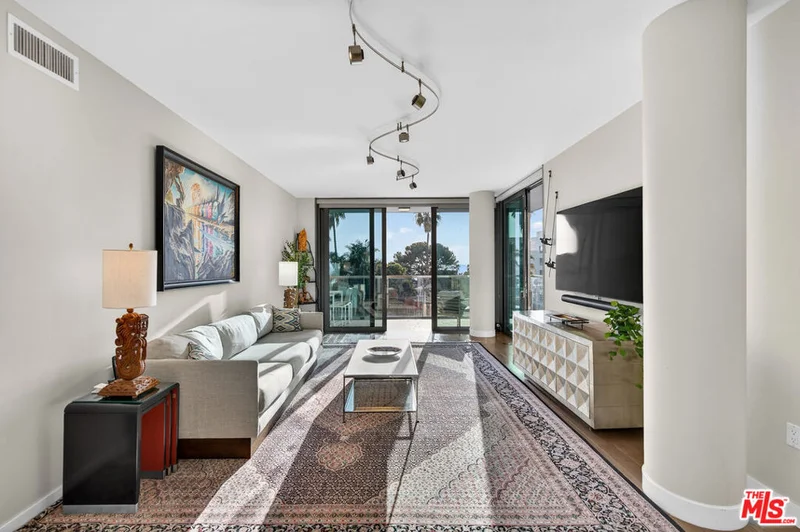 1755 Ocean Avenue 514