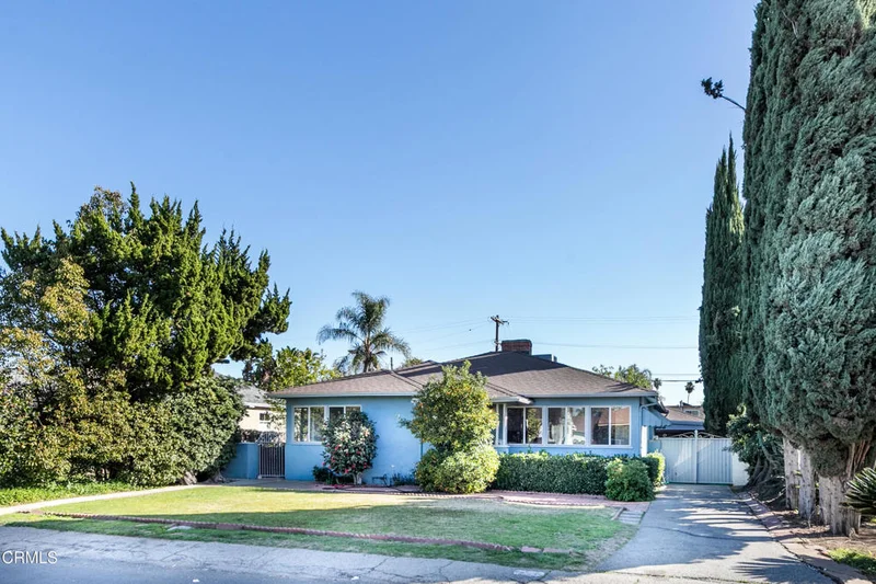 5512 Vantage Avenue, Valley Village, CA 91607