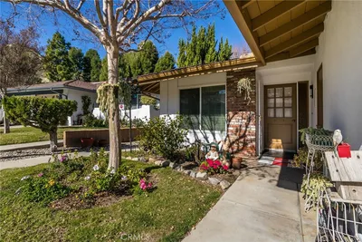 26856 Oak Branch Circle photo 2