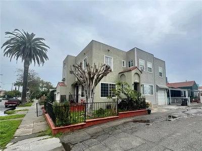 410 E 21st Street photo 2