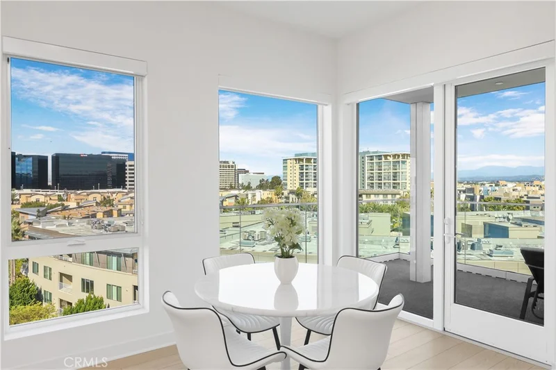 3700 Rivington photo 2