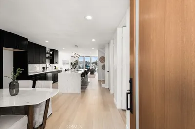 16435 Harbour Lane 13 photo 2