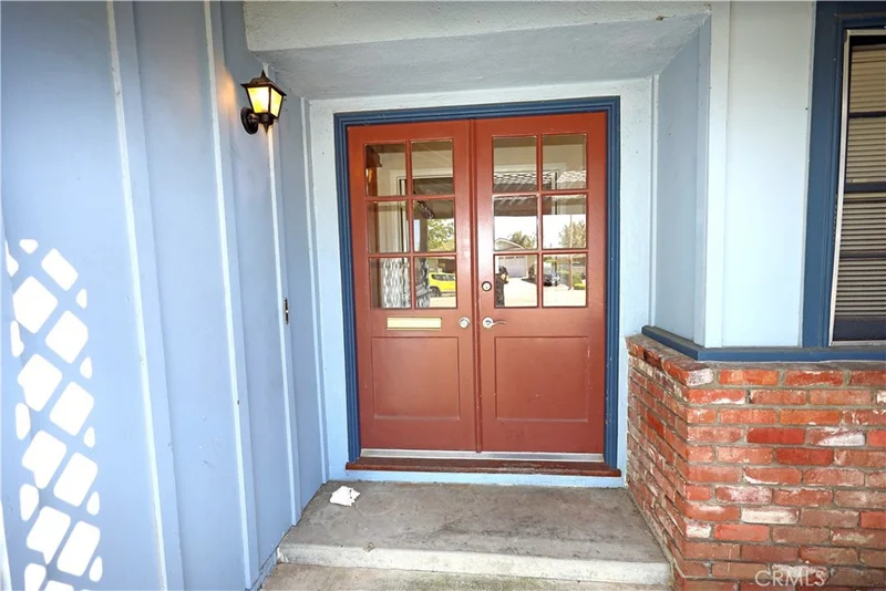 622 Lomita, Orange, CA 92867