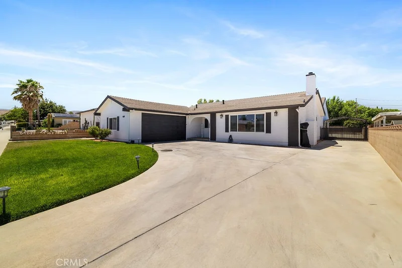 41841 55th Street W, Quartz Hill, CA 93536