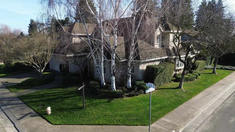 2350 Saint Anton Dr, Lodi, CA 95242