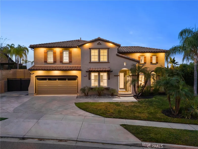 1561 Vandagriff Way