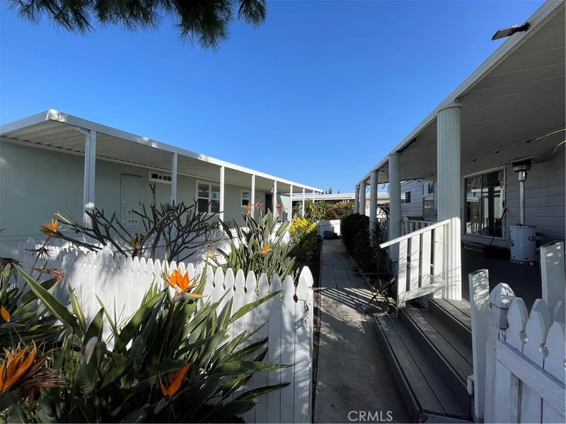 8200 Bolsa Ave, Midway City, CA 92655