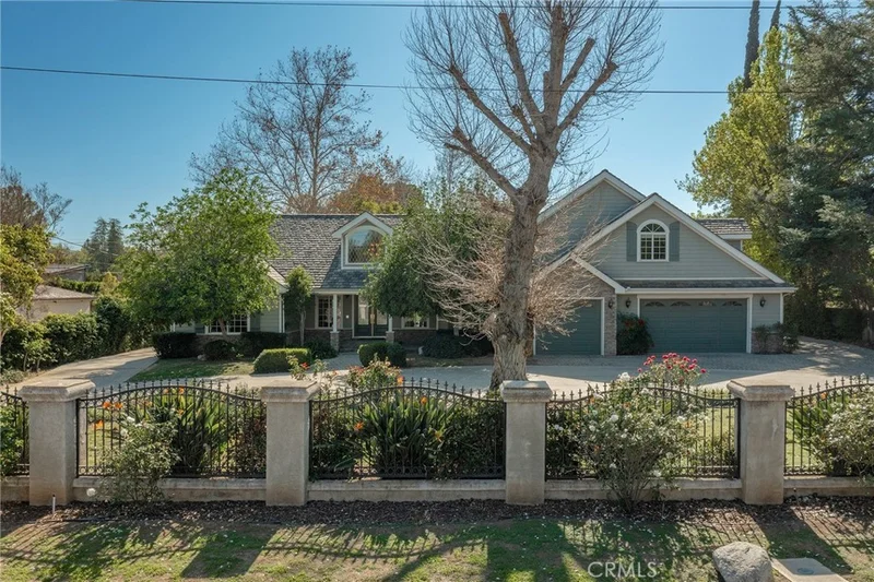 22944 Califa Street, Woodland Hills, CA 91367