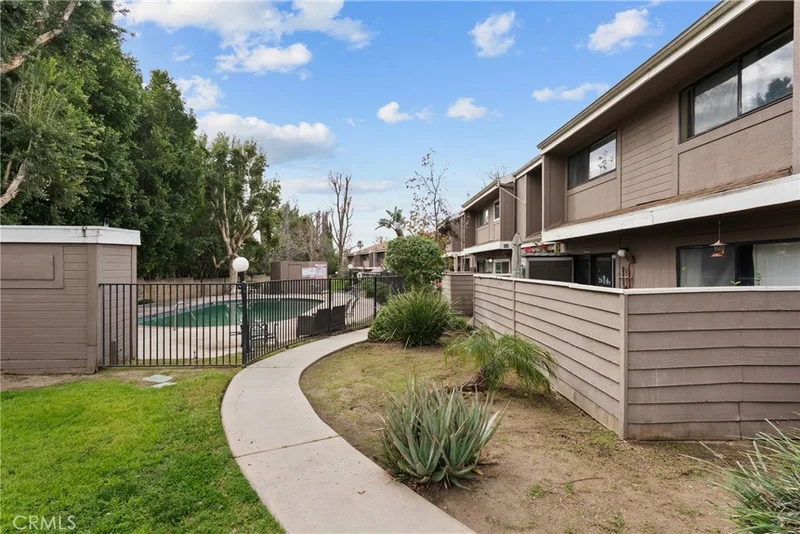 12523 Bradley 3, Sylmar, CA 91342