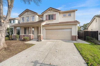 4925 Bay View Cir photo 2