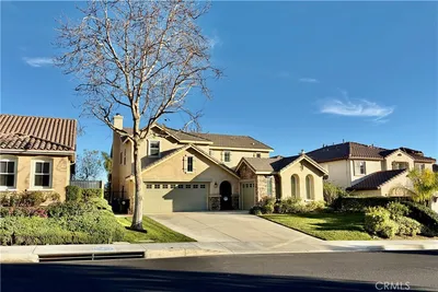 28410 Agajanian photo 2