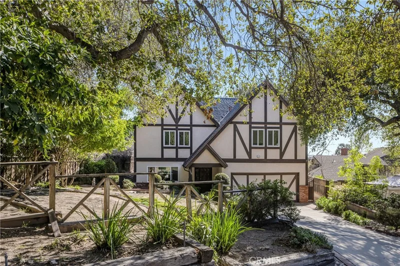 5150 La Crescenta Ave, La Crescenta, CA 91214