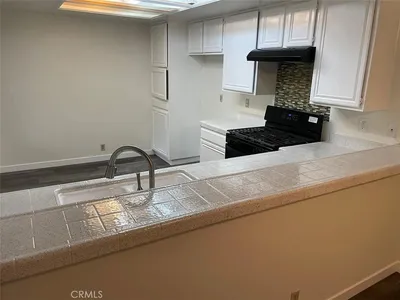 16255 Devonshire Street 57 photo 2