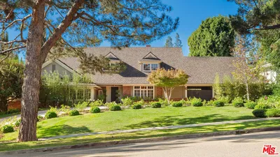 723 N Sierra Drive