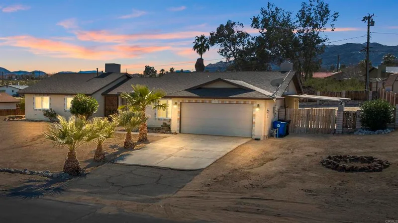Photo 2 of 73853 Playa Vista Drive