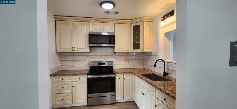 308 Vine St, Modesto, CA 95351