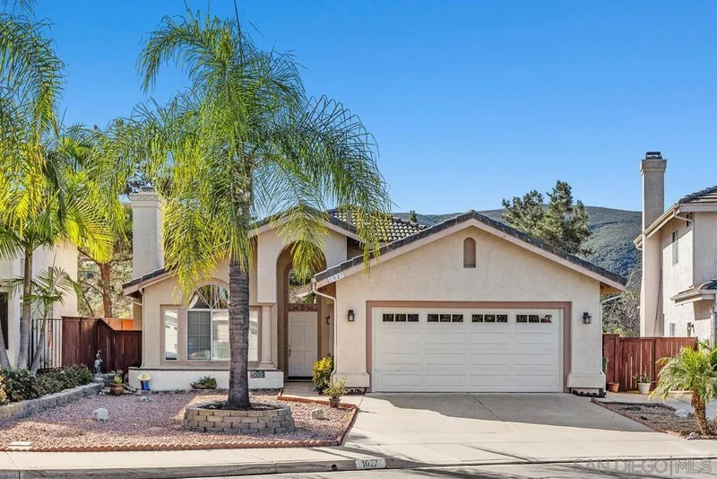1027 Honeysuckle Dr, San Marcos, CA 92078