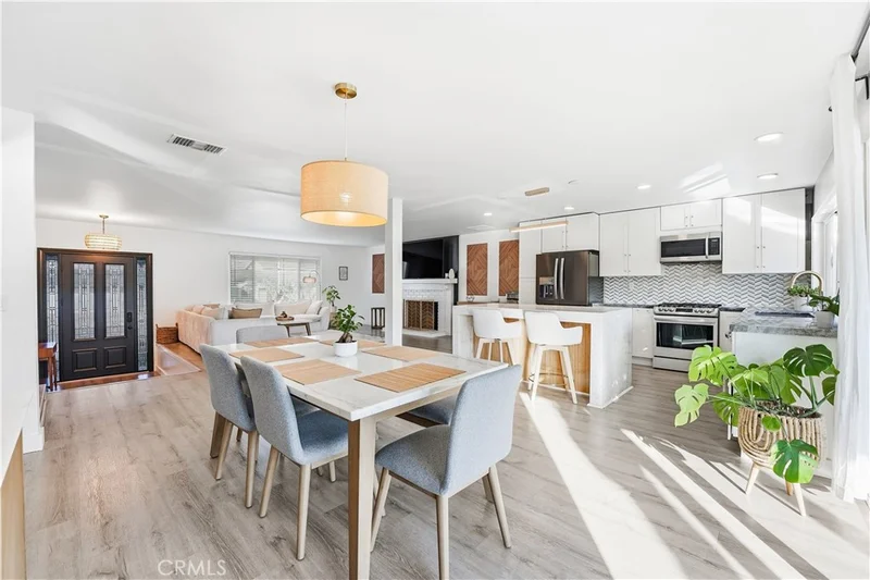 511 Sturgeon Drive, Costa Mesa, CA 92626