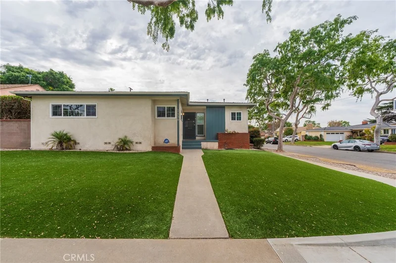 2530 Van Wick, Inglewood, CA 90303