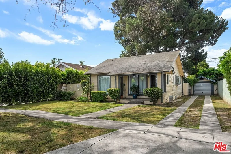 8966 Cadillac Avenue, Los Angeles, CA 90034