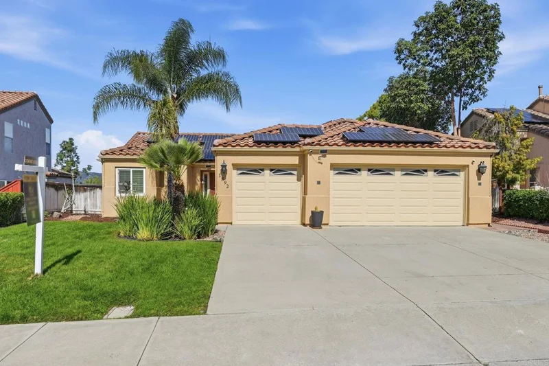 1892 Centennial, Escondido, CA 92026