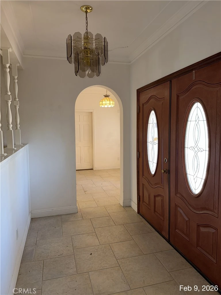 Interior 3
