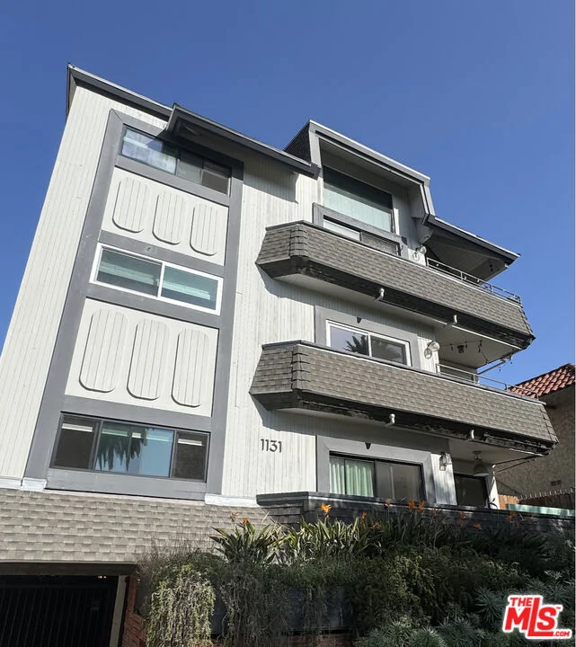 1131 12th Street 104, Santa Monica, CA 90403