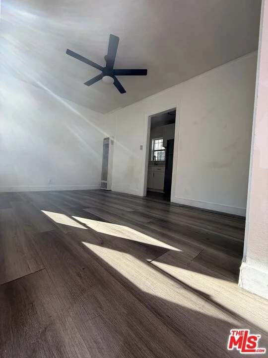 2235 W 14th Street 1/4 photo 2