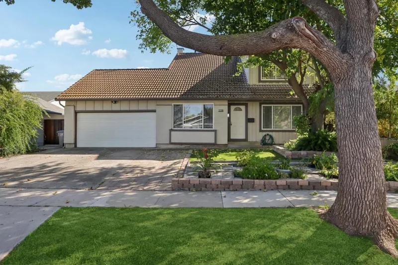 228 Martinvale Lane, San Jose, CA 95119