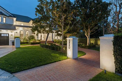 550 Unique Lane photo 2
