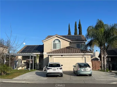 924 Dosangh Court photo 2