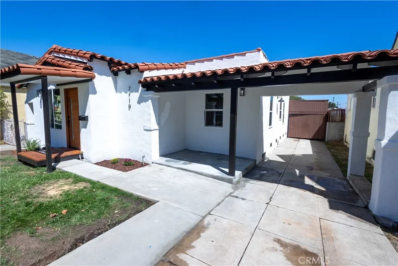 7710 Halldale, Los Angeles, CA 90047