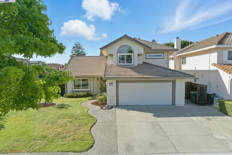 4423 Bush Cir.