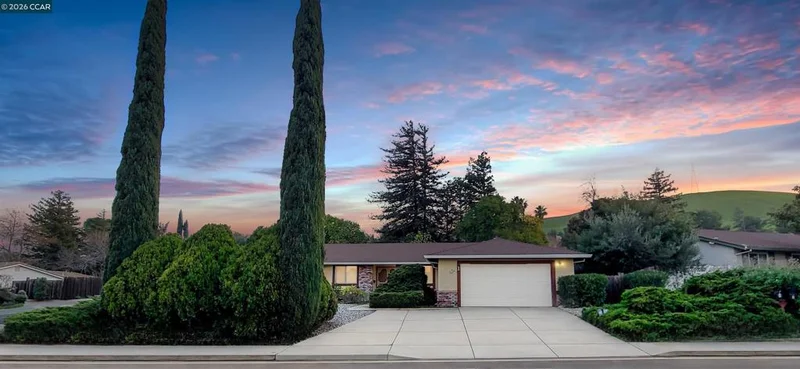 1 Castlewood, Pittsburg, CA 94565