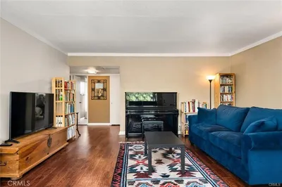30 Plaza Way 7 photo 2