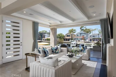 308 Grand Canal photo 2