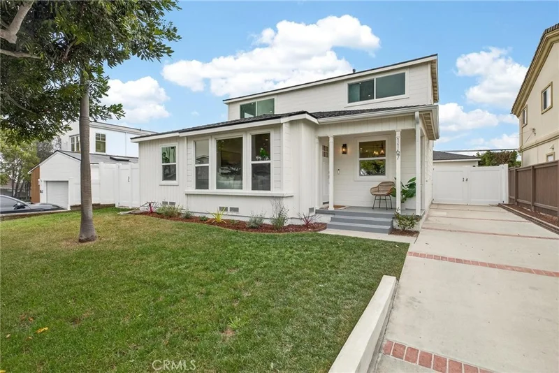 1167 Magnolia Avenue, Manhattan Beach, CA 90266