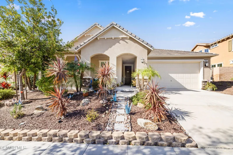 417 White Bark Lane, Simi Valley, CA 93065
