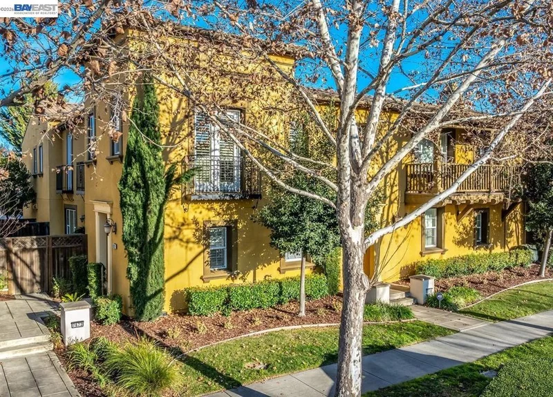 7672 Stoneleaf Rd, San Ramon, CA 94582
