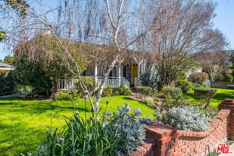 118 N Evergreen Street, Burbank, CA 91505