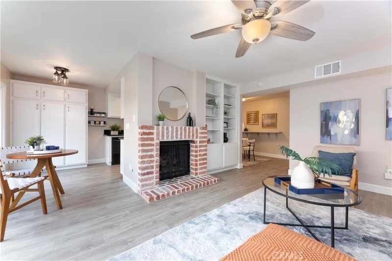 1127 N Dresden Street N 13, Anaheim, CA 92801