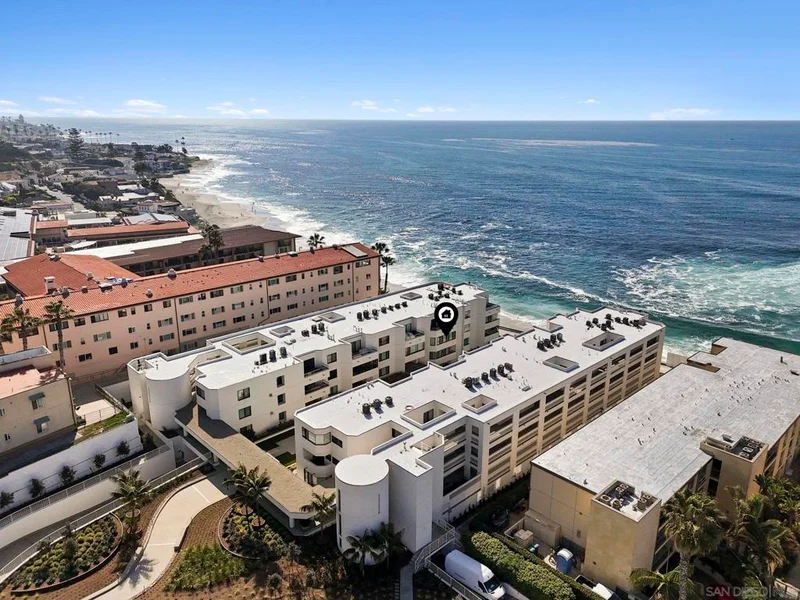 100 Coast Blvd, La Jolla, CA 92037