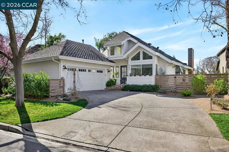 859 Redwood Dr, Danville, CA 94506