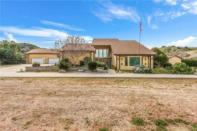 28450 Live Oak Canyon Road photo 2