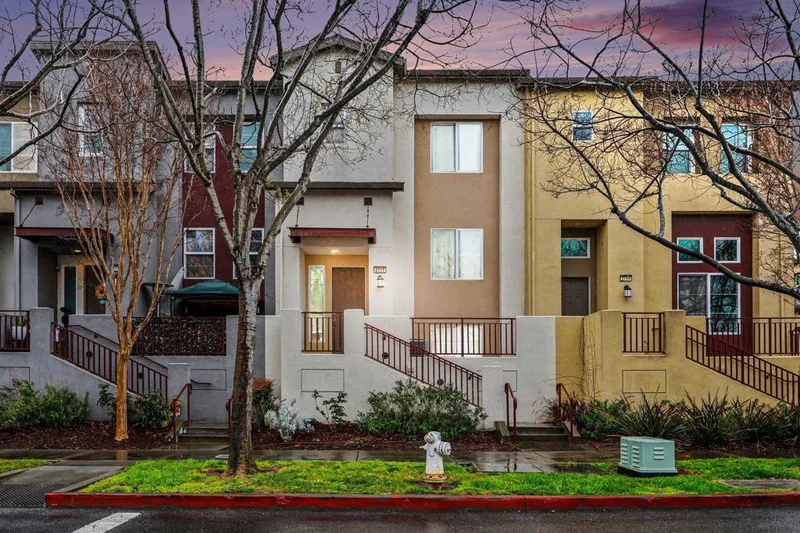 2717 10th St, San Pablo, CA 94806